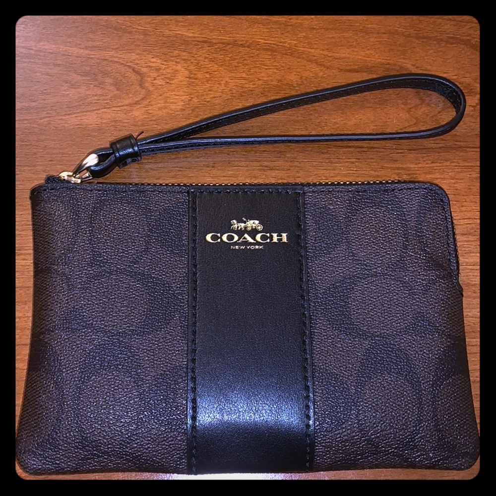 Coach Wristlet NWOT